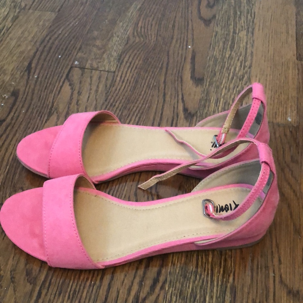 END OF YEAR SALE! | FIONI Watermelon Starry Etoile Mini heels - Picture 2 of 8